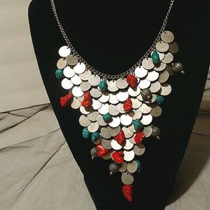 Bib necklace set